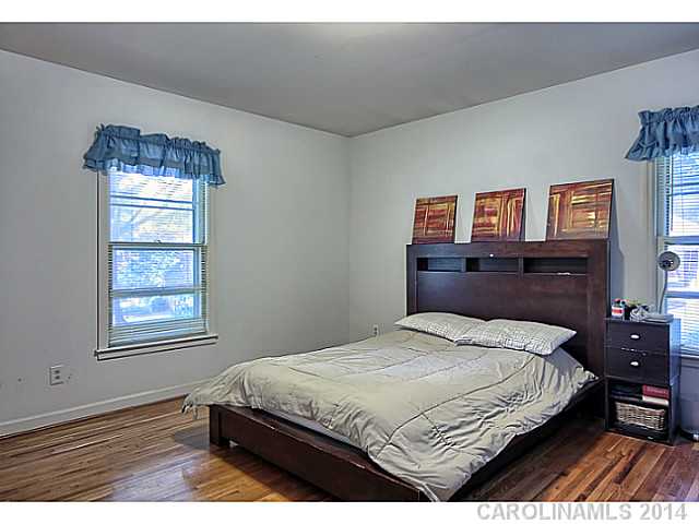 1100  Tuxedo Court Charlotte North Carolina 28211