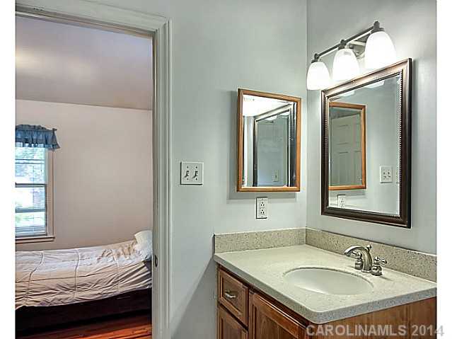 1100  Tuxedo Court Charlotte North Carolina 28211