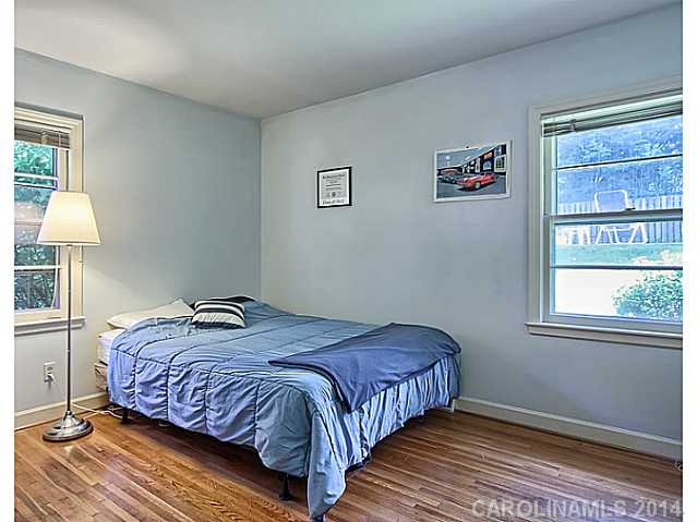 1100  Tuxedo Court Charlotte North Carolina 28211