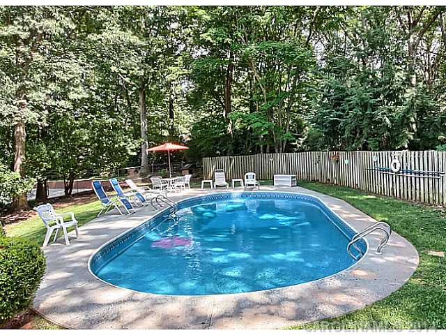 1100  Tuxedo Court Charlotte North Carolina 28211