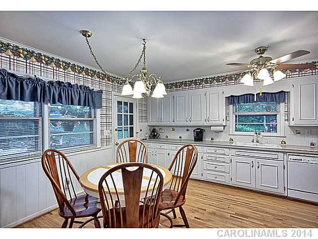 1100  Tuxedo Court Charlotte North Carolina 28211