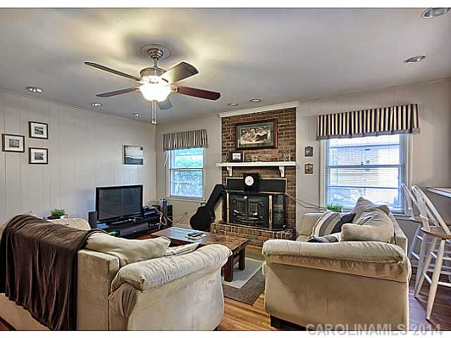 1100  Tuxedo Court Charlotte North Carolina 28211