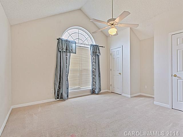 2127  Shalimar Drive Charlotte North Carolina 28216