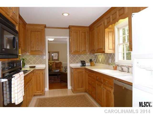 1955 NW 5th Lane Hickory North Carolina 28601