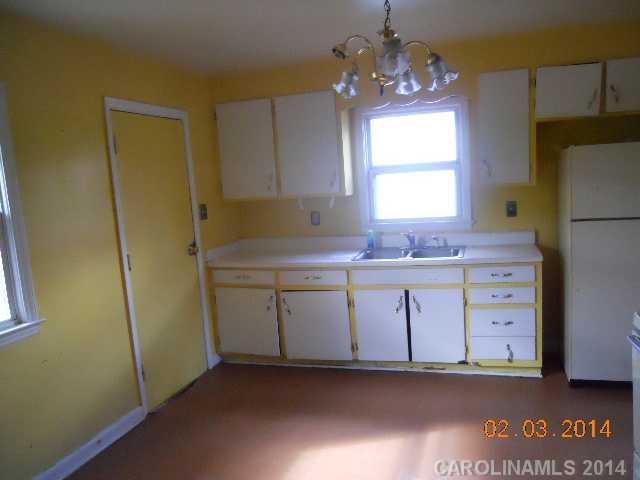 4626  Hidden Valley Road Charlotte North Carolina 28213