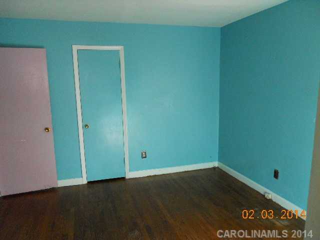 4626  Hidden Valley Road Charlotte North Carolina 28213