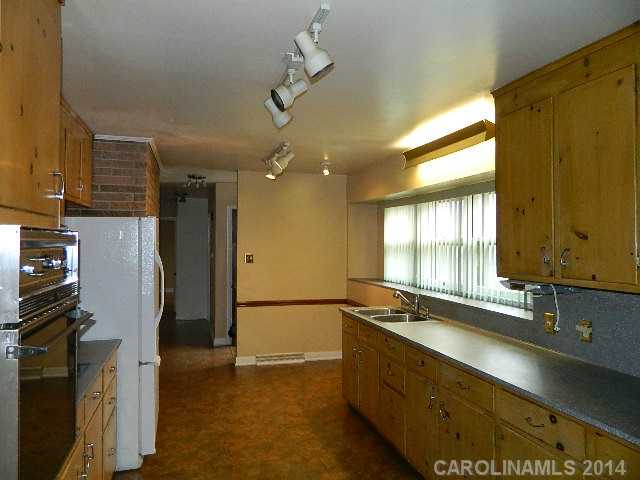 6225  Branch Hill Circle Charlotte North Carolina 28213