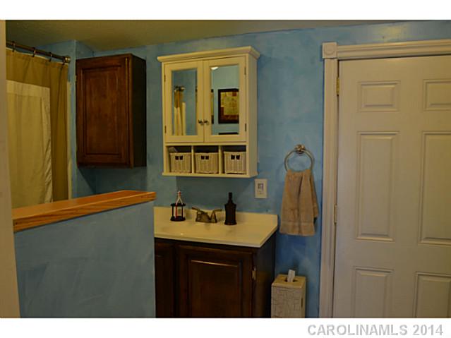 505 S Eastway Drive Troutman North Carolina 28166