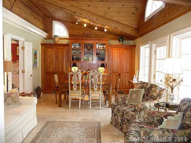 2626  Lori Lane Charlotte North Carolina 28226