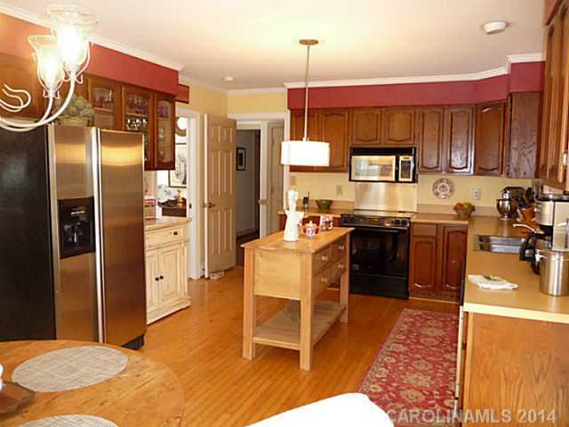 2626  Lori Lane Charlotte North Carolina 28226