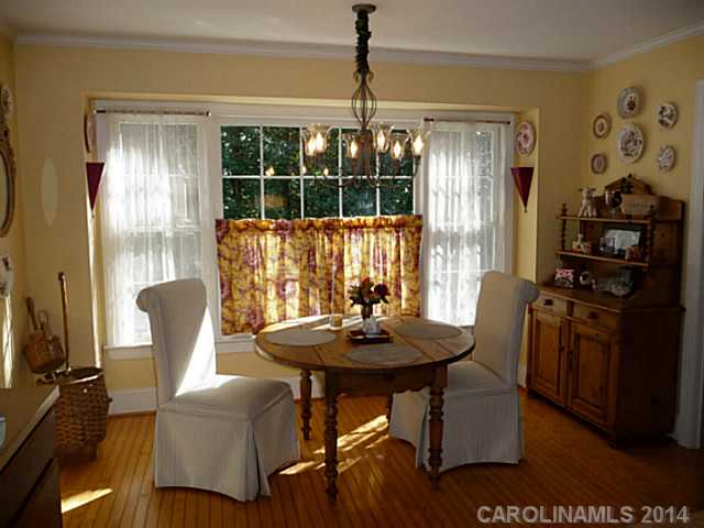 2626  Lori Lane Charlotte North Carolina 28226