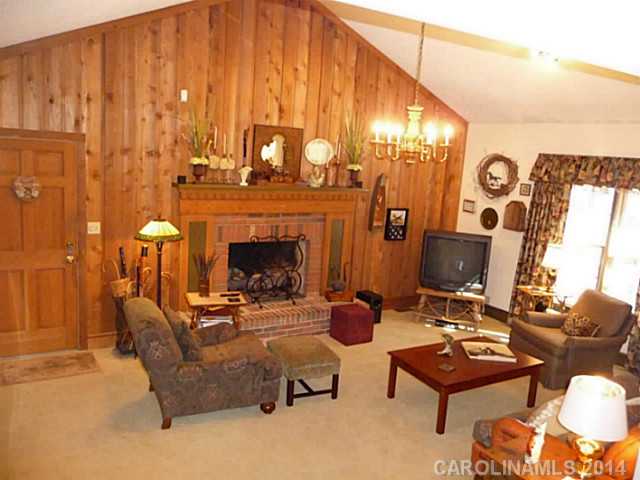 2626  Lori Lane Charlotte North Carolina 28226