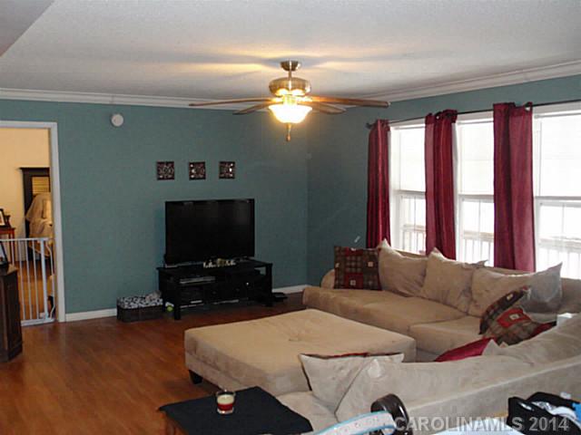 8921  Gosnell Drive Charlotte North Carolina 28227