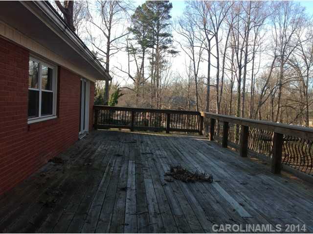 378 N Oakwood Drive Statesville North Carolina 28677