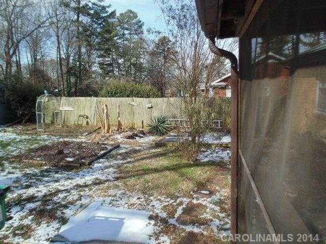 1332  Thriftwood Drive Charlotte North Carolina 28208