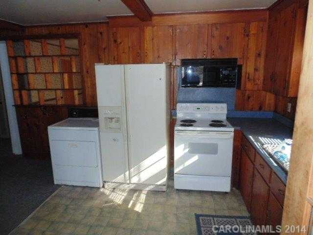 1332  Thriftwood Drive Charlotte North Carolina 28208