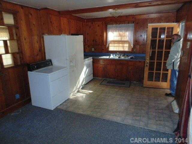 1332  Thriftwood Drive Charlotte North Carolina 28208