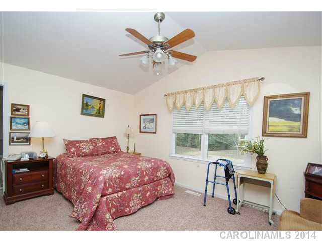 104  Bridgeport Drive Mooresville North Carolina 28117