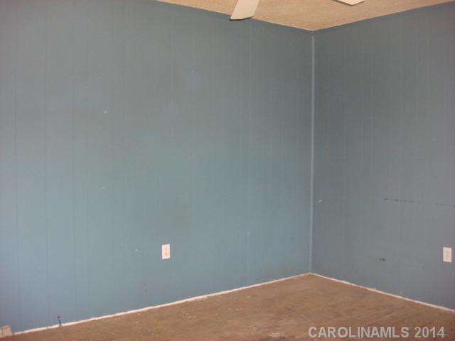 2208  Simmons Street Gastonia North Carolina 28052
