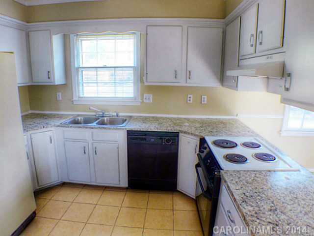 5353  Mock Robin Lane Charlotte North Carolina 28212