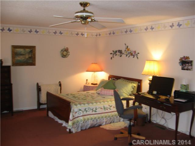 2808  Wimbledon Drive Gastonia North Carolina 28056