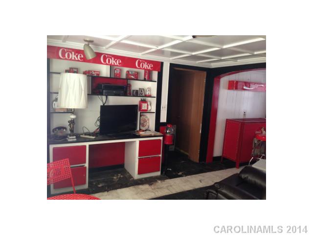 3478  Old Shelby Road Hickory North Carolina 28602
