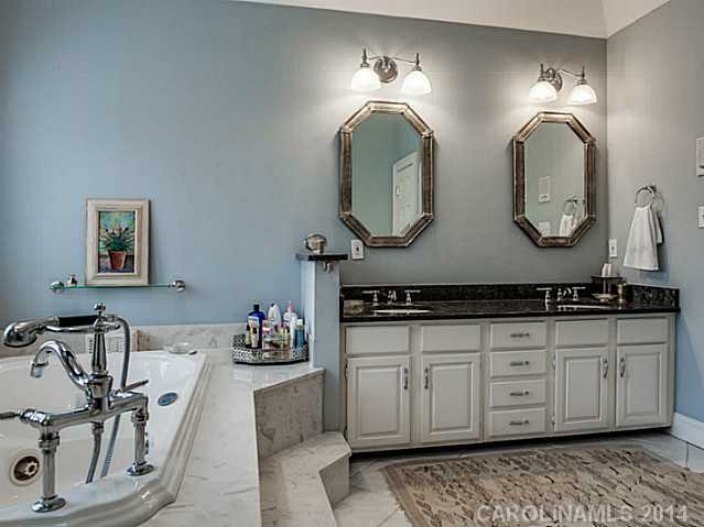 3249  Shillington Place Charlotte North Carolina 28210