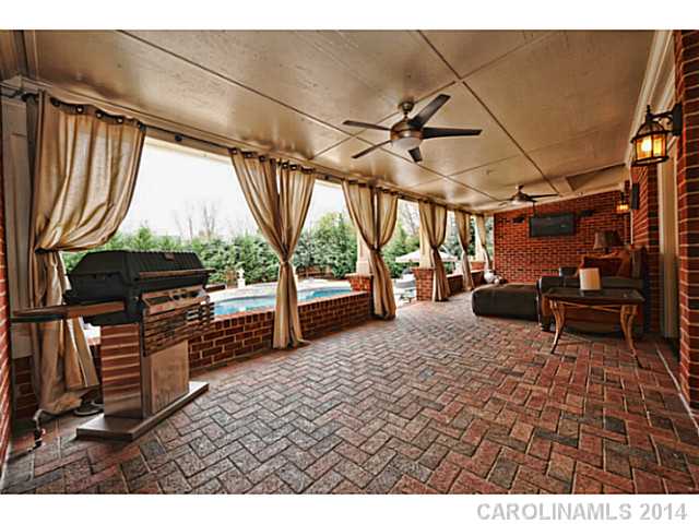 5320  Colony Road Charlotte North Carolina 28226