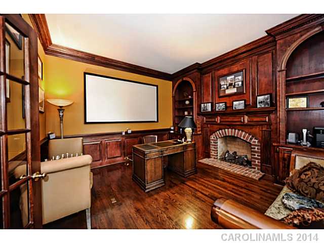 5320  Colony Road Charlotte North Carolina 28226