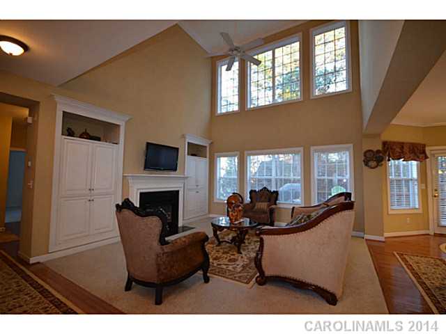 11340  Fountaingrove Drive Charlotte North Carolina 28262