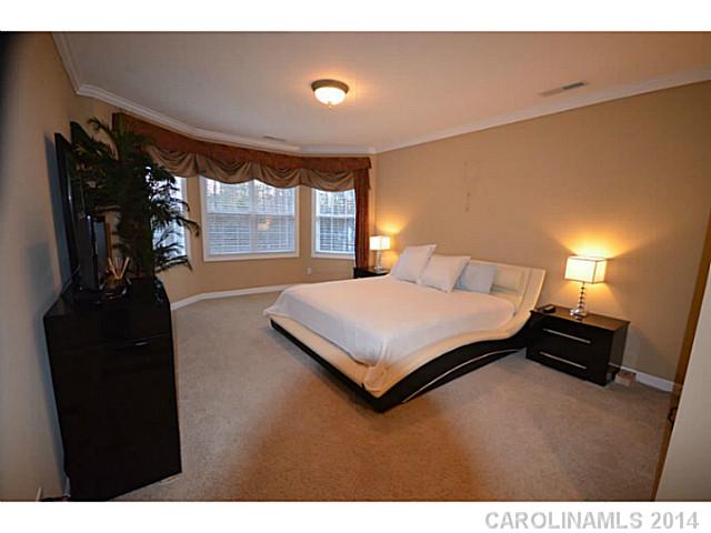 11340  Fountaingrove Drive Charlotte North Carolina 28262