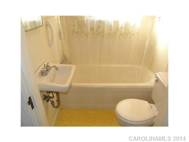 205 SW 26th Street Hickory North Carolina 28602