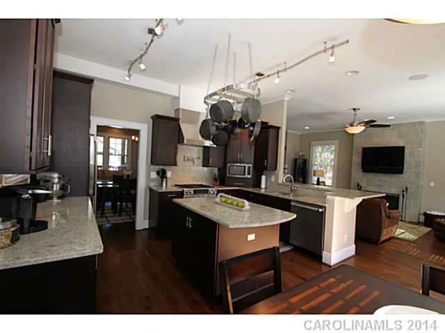 2125  Roslyn Avenue Charlotte North Carolina 28208