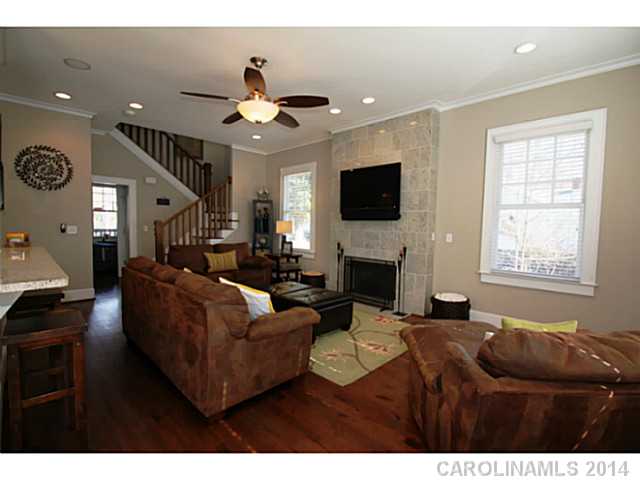 2125  Roslyn Avenue Charlotte North Carolina 28208