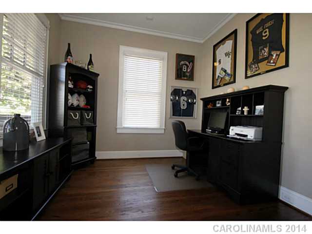 2125  Roslyn Avenue Charlotte North Carolina 28208