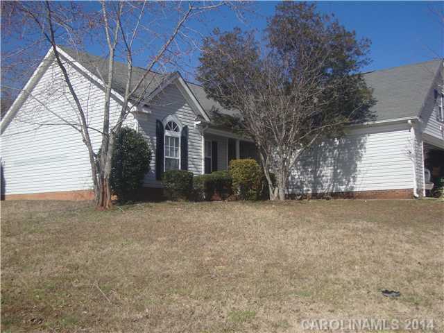 5542  Whisperfield Lane Charlotte North Carolina 28215