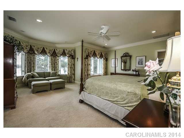 17146  Freshwater Lane Cornelius North Carolina 28031