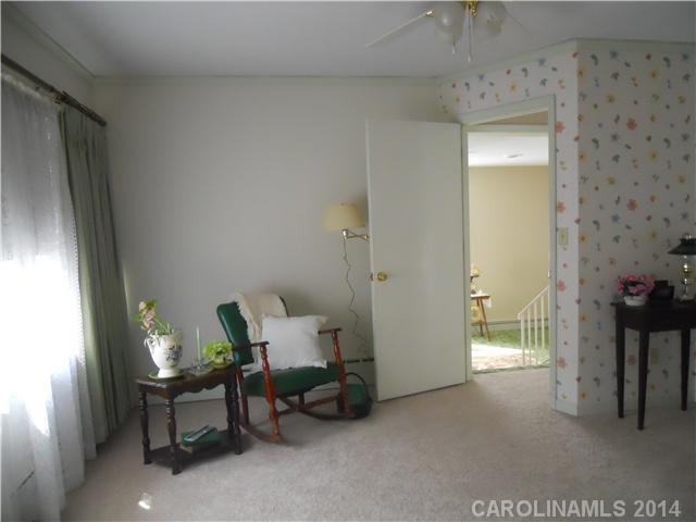 1802  Fairfield Drive Gastonia North Carolina 28054