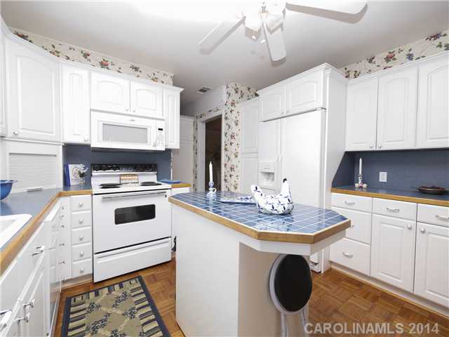 1802  Fairfield Drive Gastonia North Carolina 28054