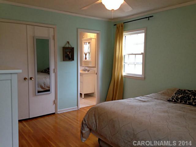 12101  Oakhaven Drive Charlotte North Carolina 28273