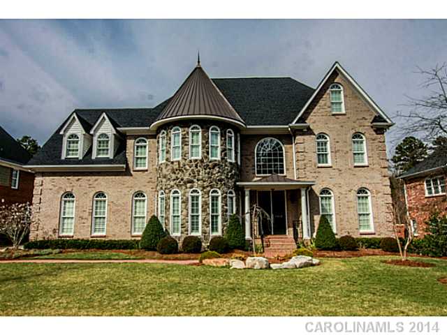 1312  Lost Oak Road Charlotte North Carolina 28270