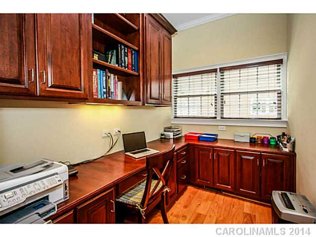 1312  Lost Oak Road Charlotte North Carolina 28270