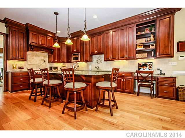 1312  Lost Oak Road Charlotte North Carolina 28270
