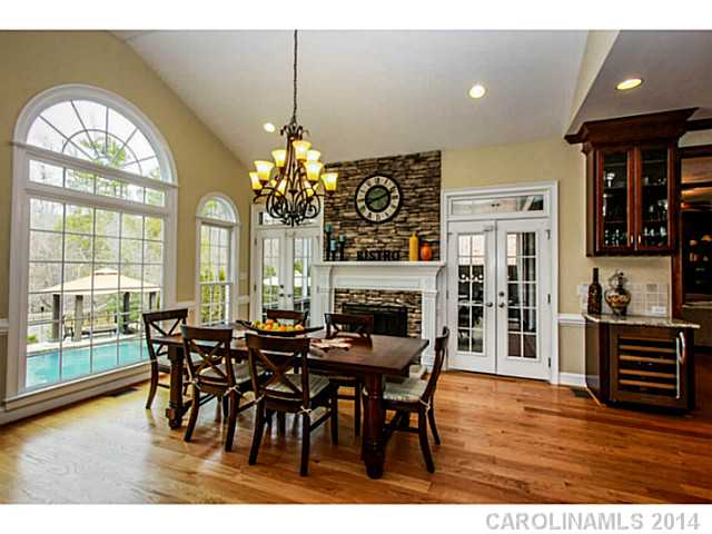 1312  Lost Oak Road Charlotte North Carolina 28270