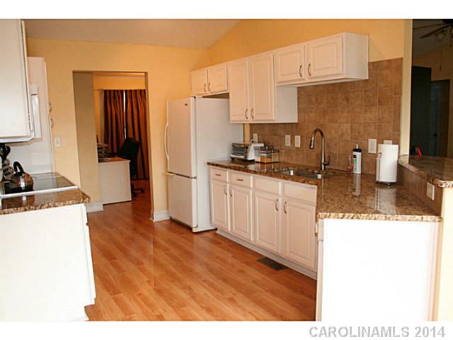 129  Falling Leaf Lane Statesville North Carolina 28677