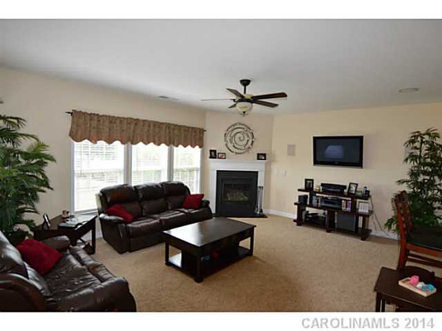 6824  Evanton Loch Road Charlotte North Carolina 28278