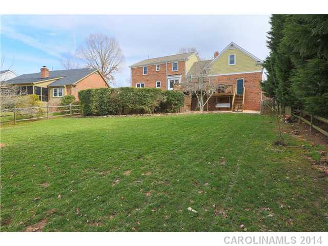 1220  Matthews Plantation Drive Matthews North Carolina 28105