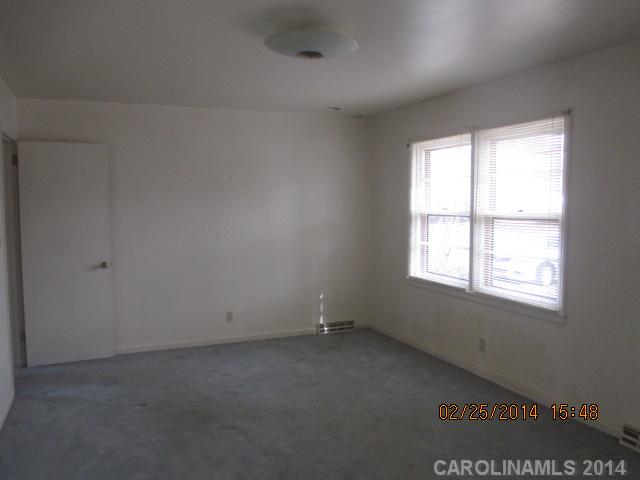 303  Bates Avenue Cherryville North Carolina 28021