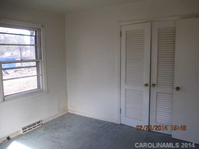 303  Bates Avenue Cherryville North Carolina 28021