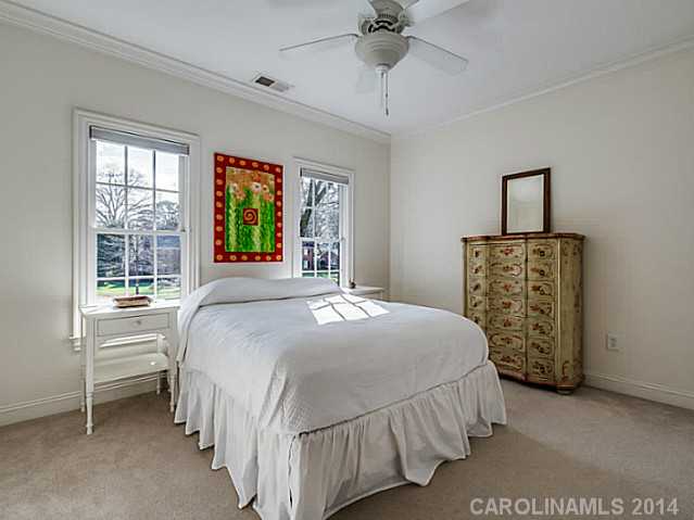 2516  Selwyn Avenue Charlotte North Carolina 28209